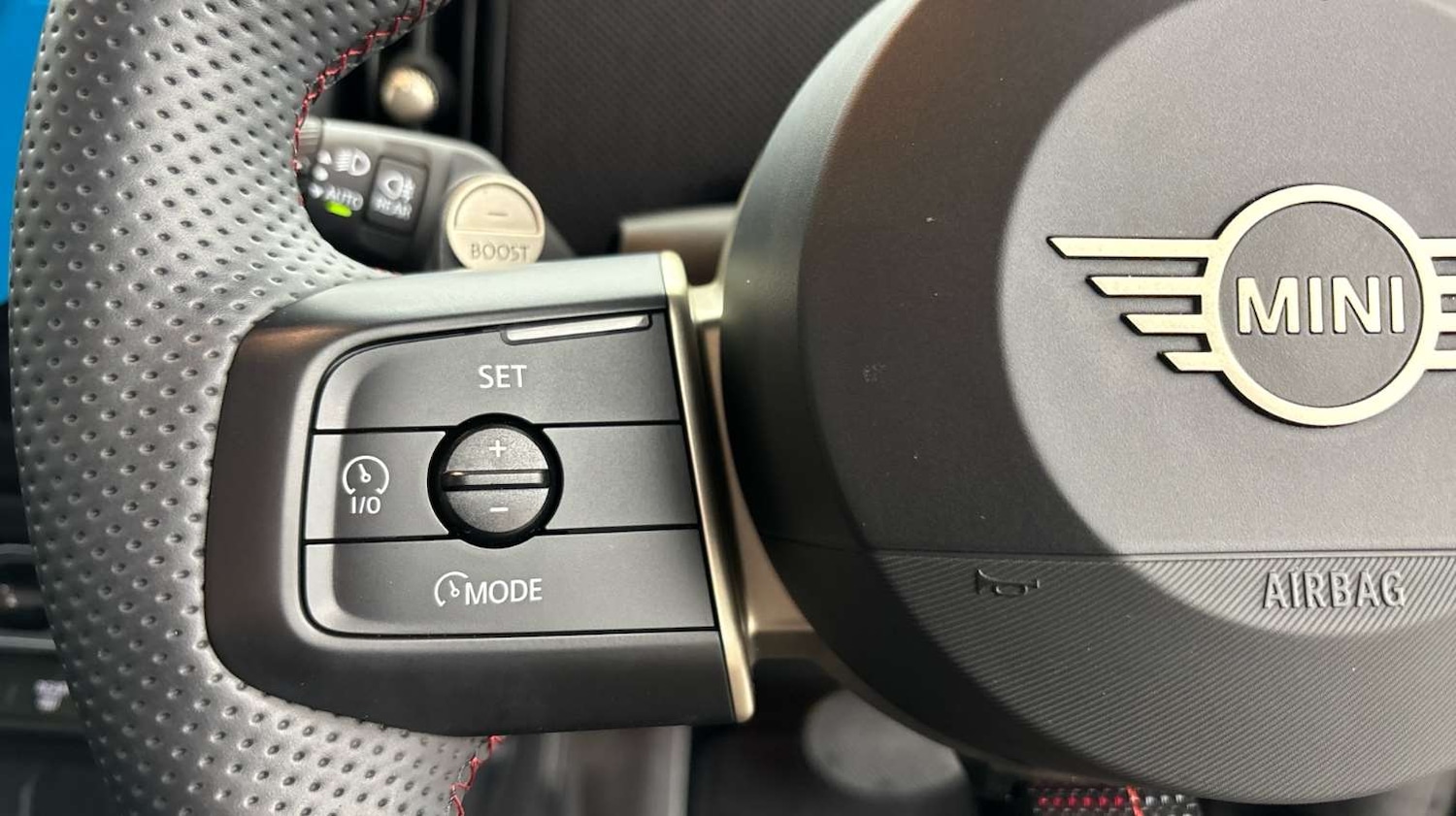 Used MINI Cooper 2025 for sale - 76329123: Photo 6