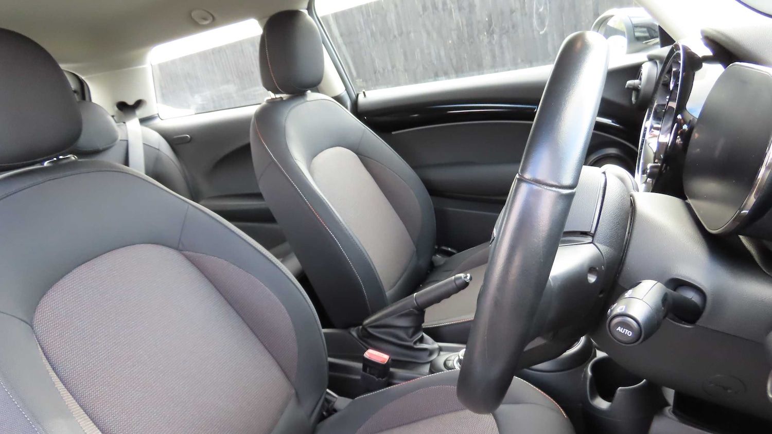 Used MINI Hatch 2022 for sale - 76373759: Photo 11