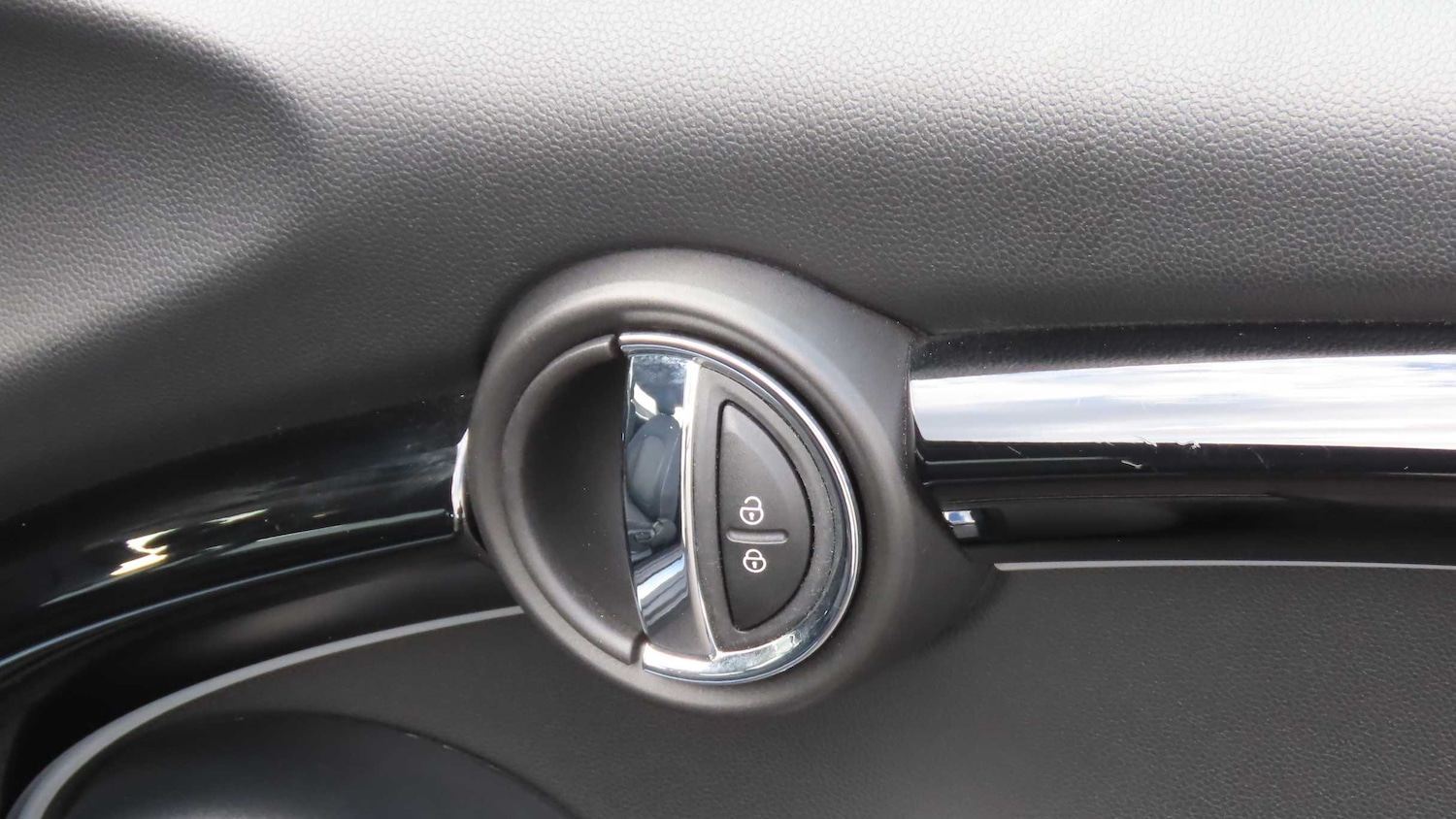 Used MINI Hatch 2022 for sale - 76373759: Photo 17