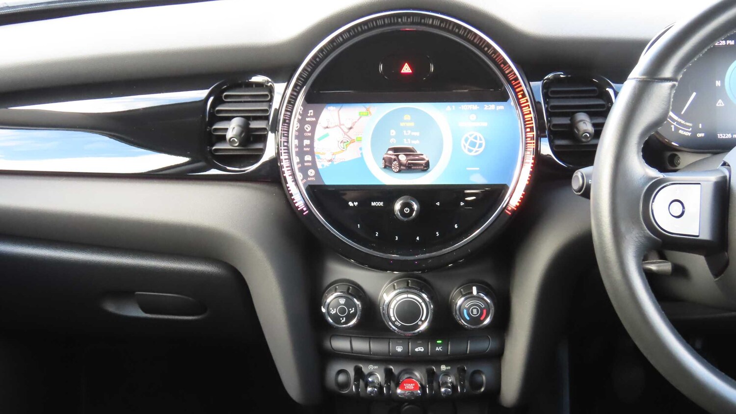 Used MINI Hatch 2022 for sale - 76373759: Photo 8