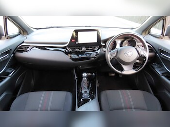 Used Toyota C-HR 2022 for sale - 75661343: Photo