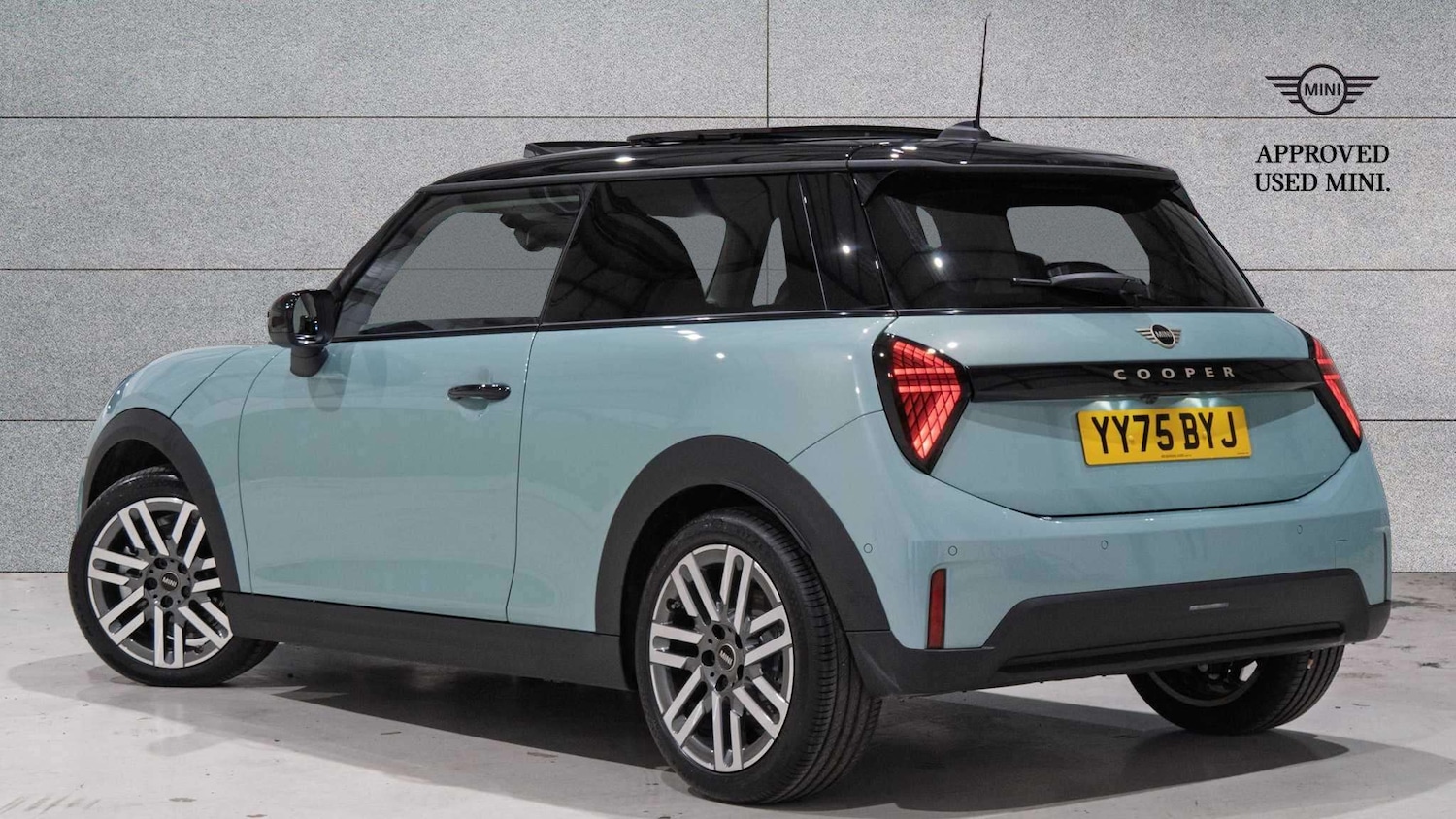 Used MINI Cooper 2025 for sale - 77333826: Photo 2