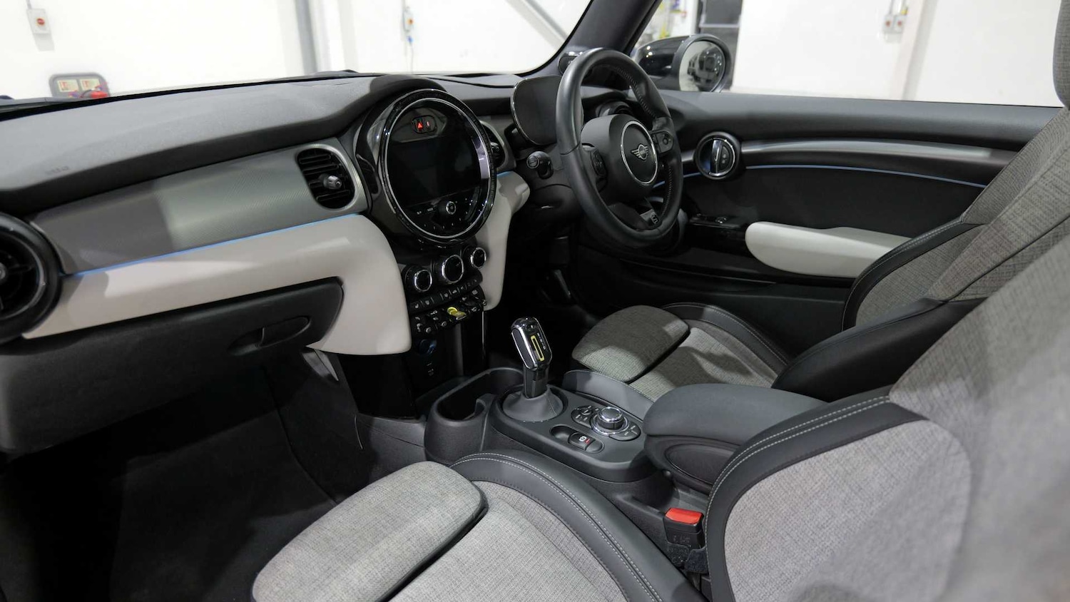 Used MINI Hatch 2021 for sale - 76978697: Photo 20