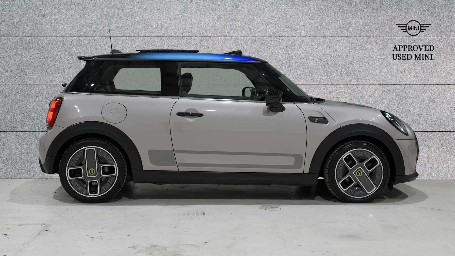 Used MINI Hatch 2021 for sale - 76978697: Photo 3