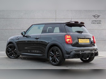 Used MINI Hatch 2023 for sale - 76978773: Photo