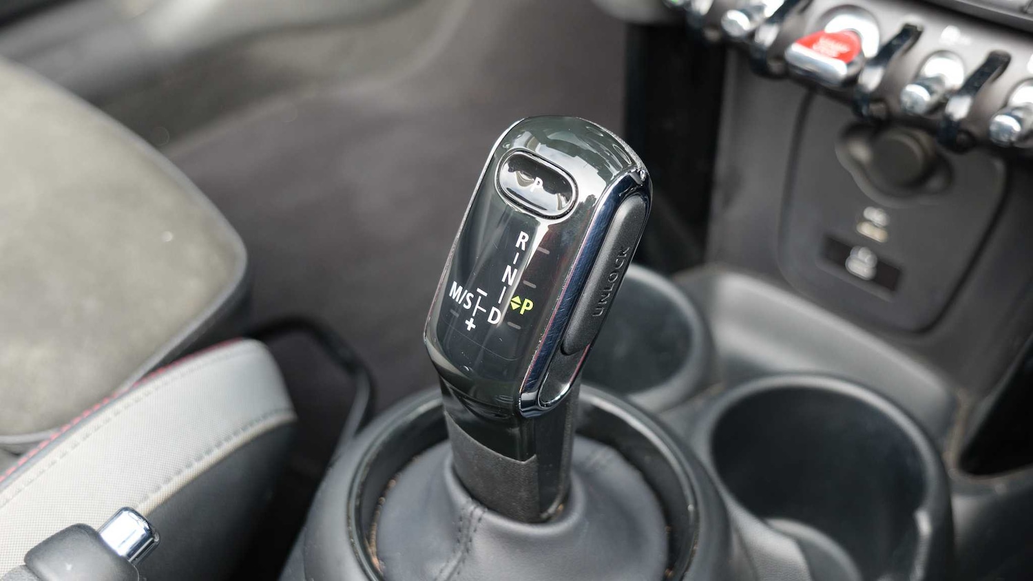 Used MINI Convertible 2023 for sale - 77740937: Photo 10