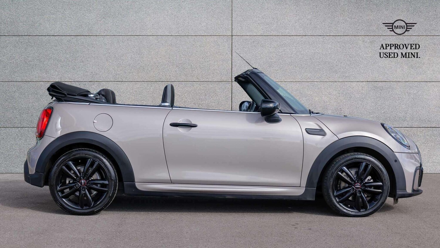 Used MINI Convertible 2023 for sale - 77740937: Photo 22