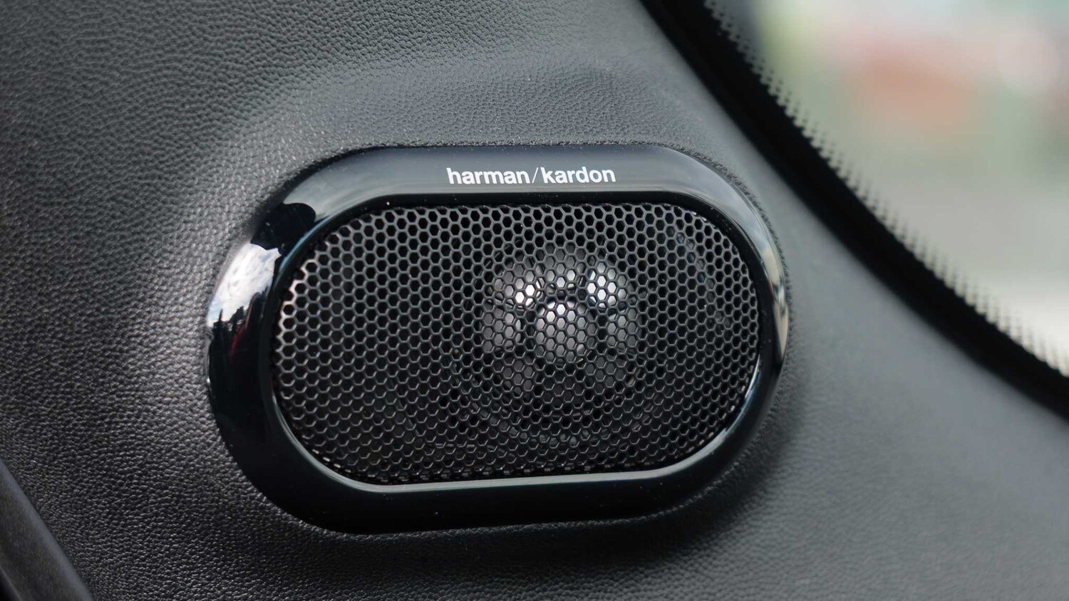 Used MINI Convertible 2023 for sale - 77740937: Photo 30