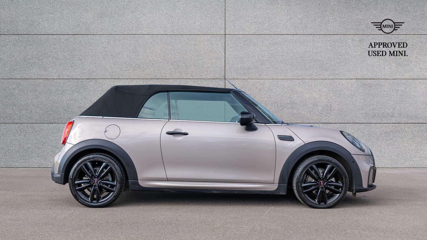 Used MINI Convertible 2023 for sale - 77740937: Photo 35