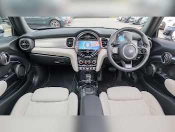 Used MINI Hatch 2023 for sale - 78551154: Photo