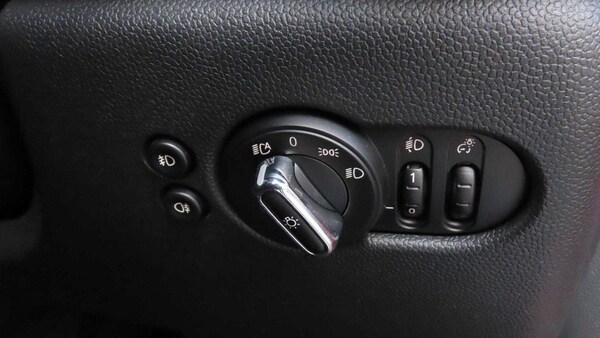 Used MINI Hatch 2019 for sale - 76169997: Photo 26