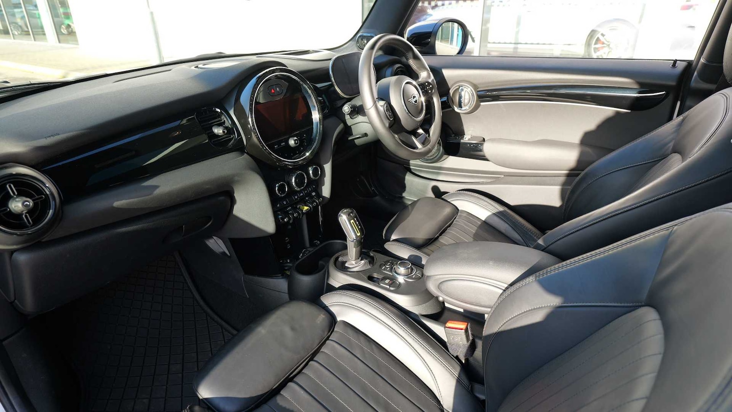 Used MINI Hatch 2023 for sale - 77886234: Photo 7