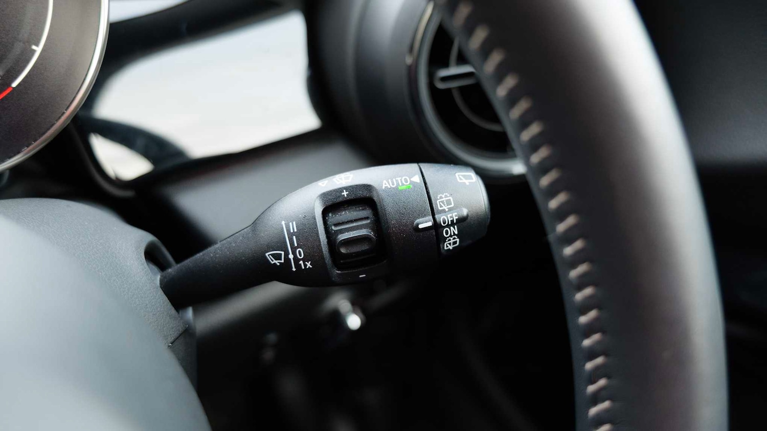 Used MINI Hatch 2023 for sale - 77135008: Photo 25