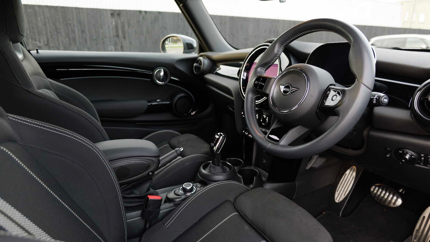 Used MINI Hatch 2023 for sale - 77135008: Photo 6