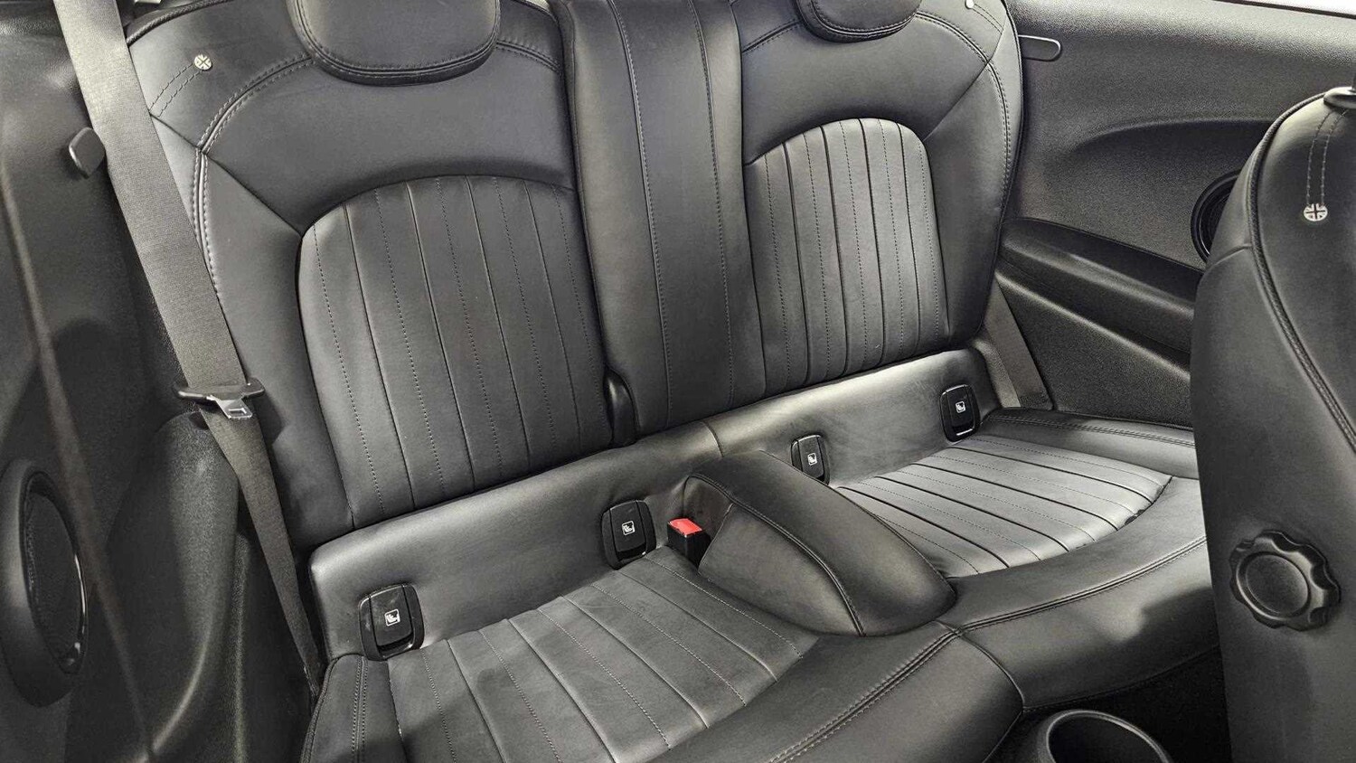 Used MINI Hatch 2023 for sale - 77500233: Photo 32