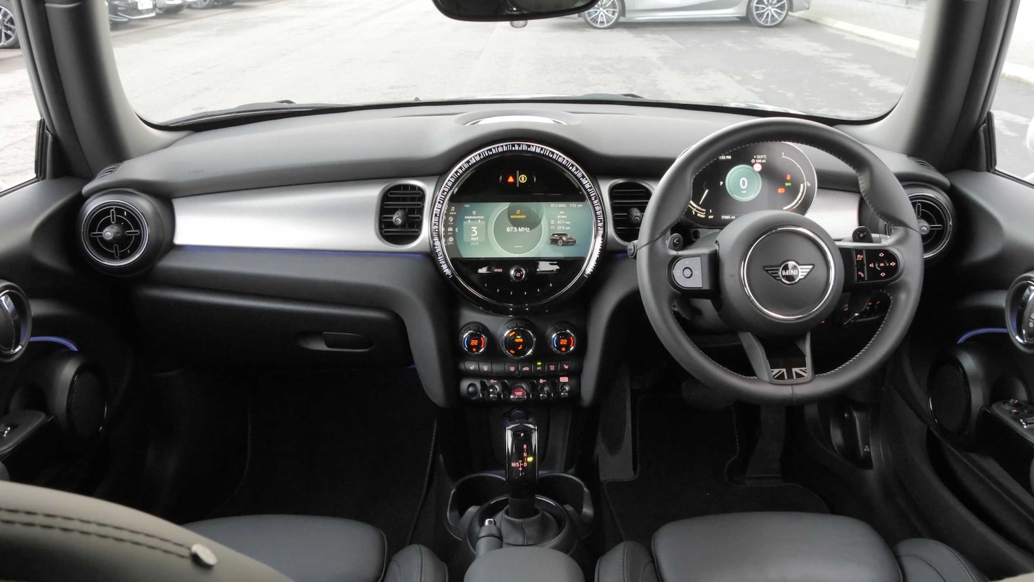 Used MINI Hatch 2024 for sale - 78142160: Photo 4