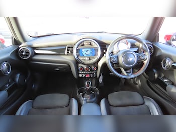 Used MINI Hatch 2020 for sale - 76875832: Photo