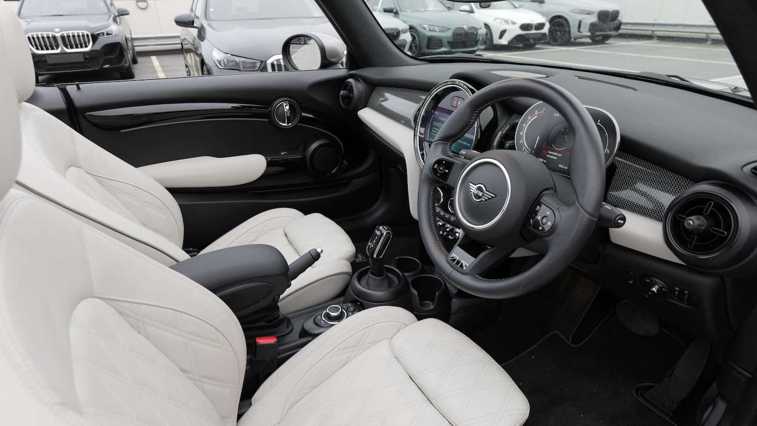 Used MINI Convertible 2024 for sale - 77083095: Photo 6