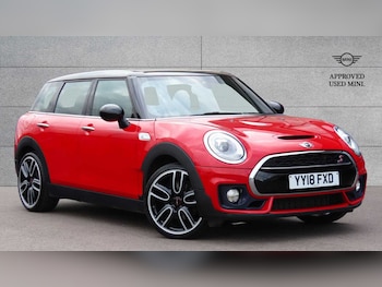 2018 - 2.0 Cooper S ALL4 6dr [JCW Chili Pack] 6-Door