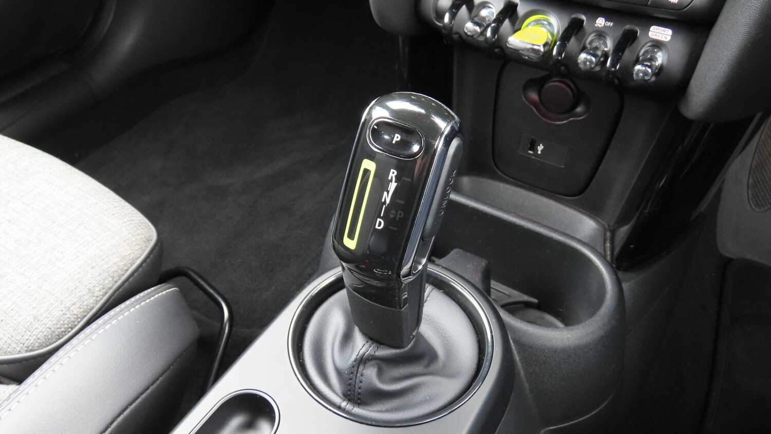 Used MINI Hatch 2022 for sale - 76435746: Photo 10