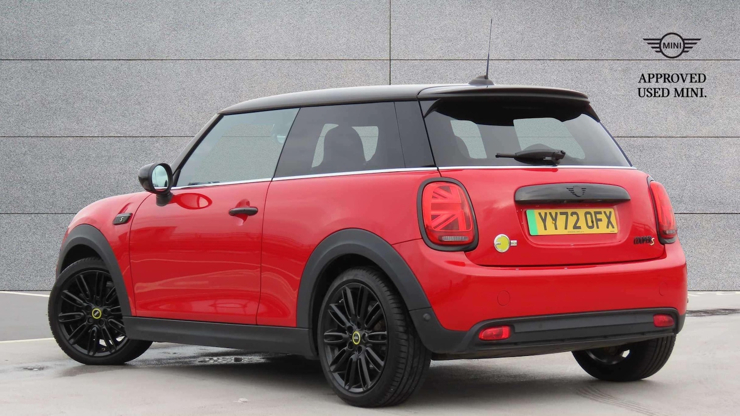 Used MINI Hatch 2022 for sale - 76435746: Photo 2