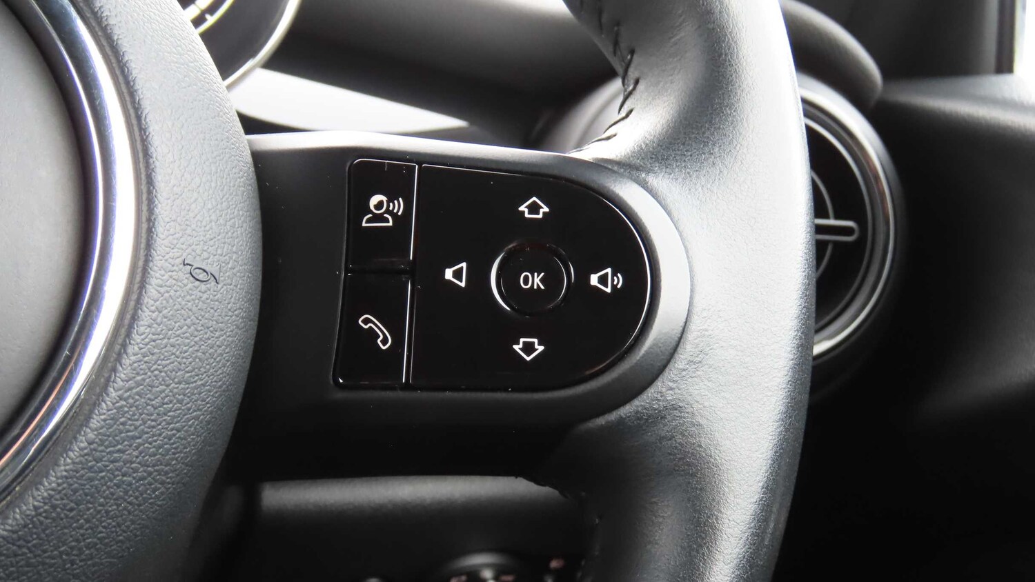 Used MINI Hatch 2022 for sale - 76435746: Photo 35