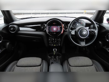 Used MINI Hatch 2022 for sale - 76435746: Photo