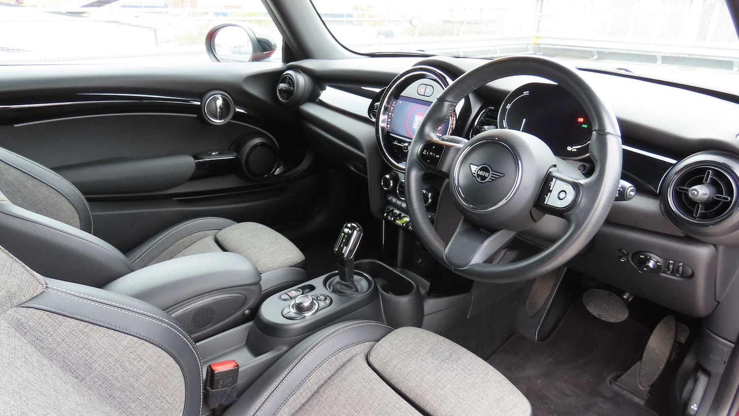 Used MINI Hatch 2022 for sale - 76435746: Photo 6