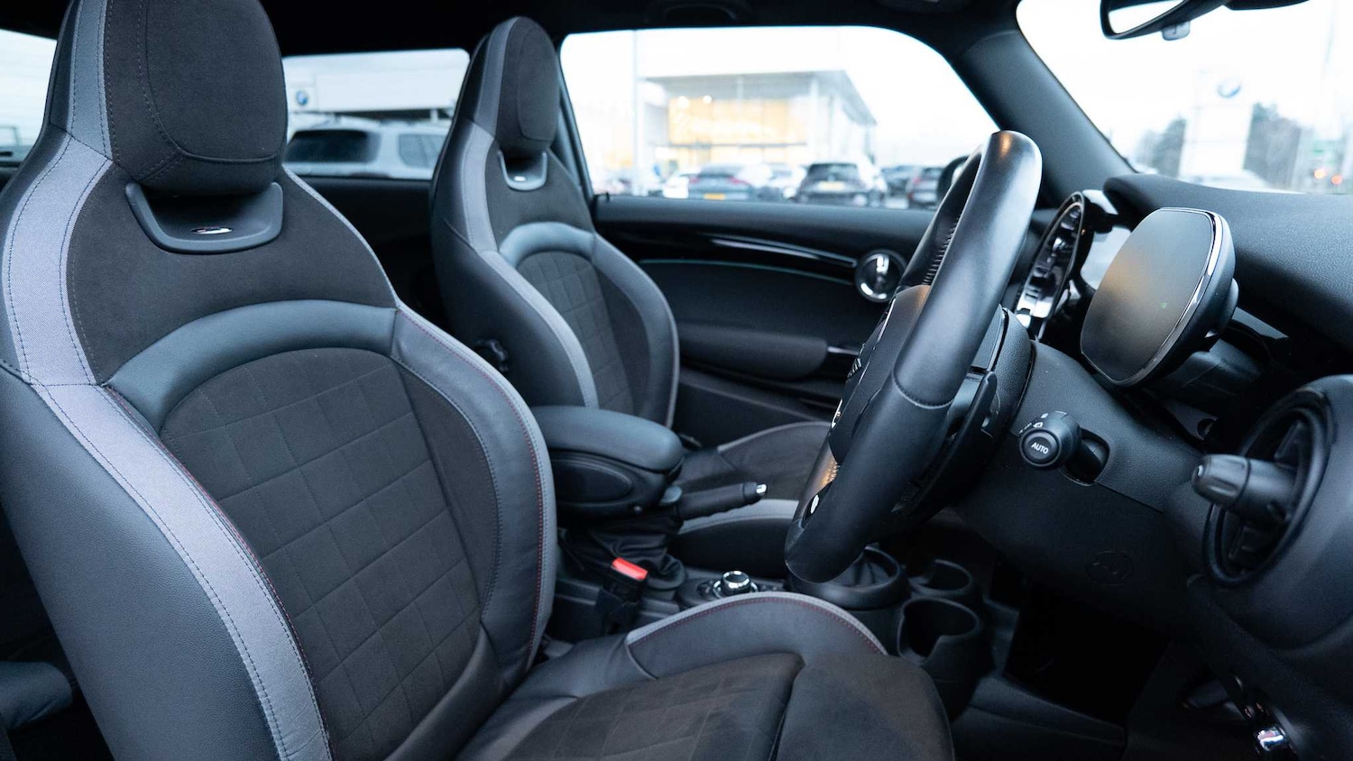 Used MINI Hatch 2022 for sale - 77194493: Photo 11