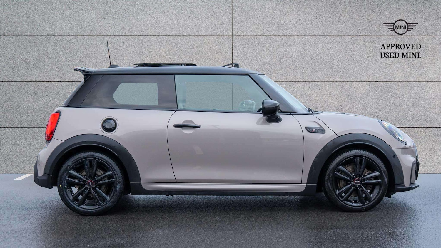 Used MINI Hatch 2022 for sale - 77194493: Photo 3