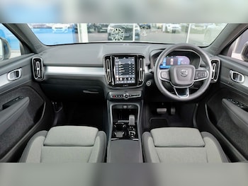 Used Volvo XC40 2023 for sale - 78978734: Photo