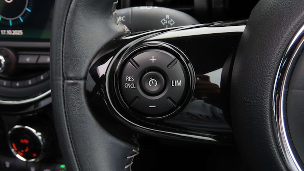 Used MINI Hatch 2020 for sale - 76319055: Photo 17