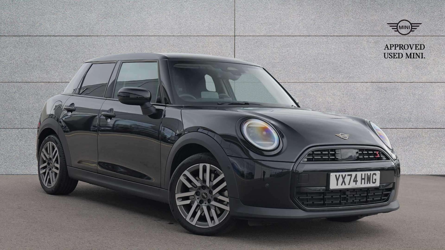 Used MINI Cooper 2024 for sale - 78129742: Photo 1