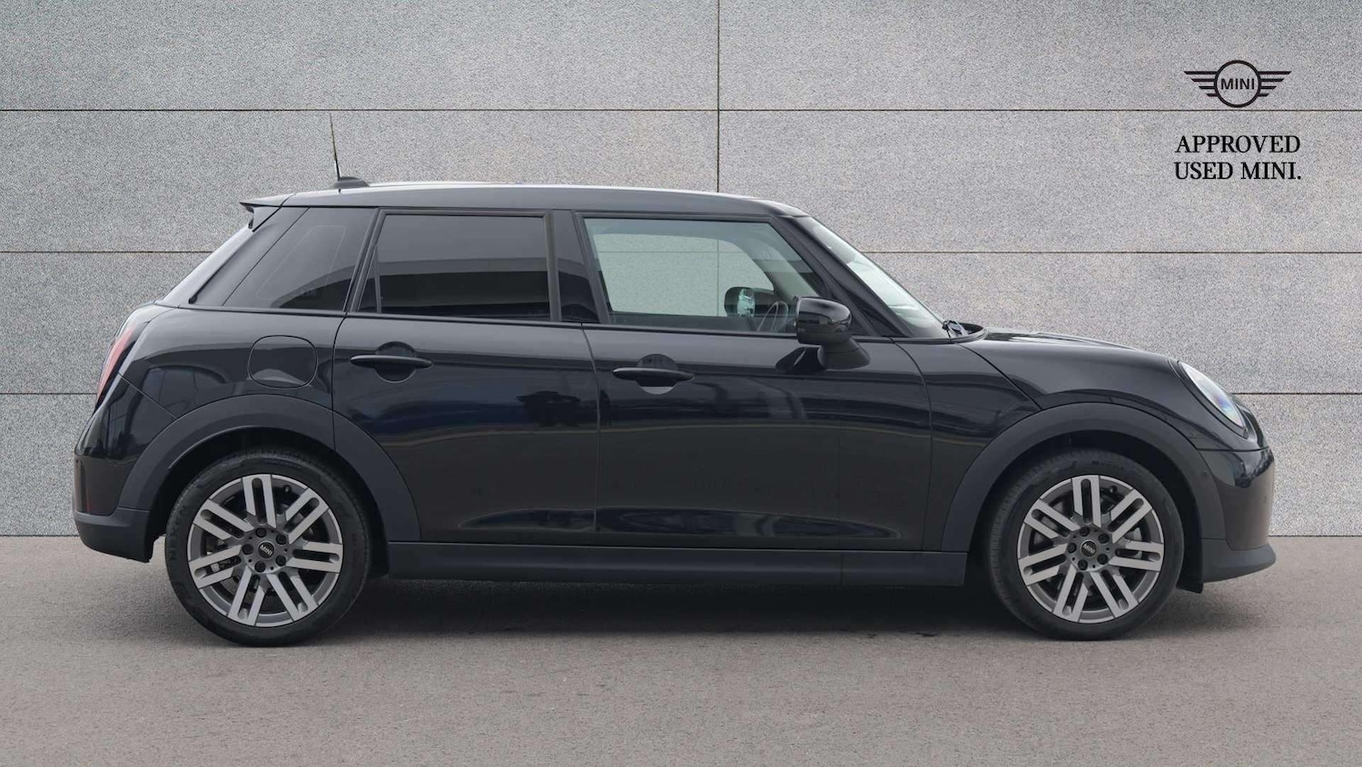 Used MINI Cooper 2024 for sale - 78129742: Photo 3