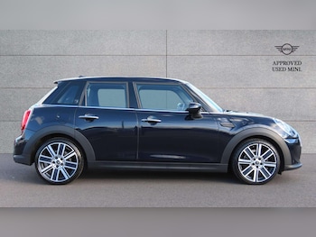 Used MINI Hatch 2022 for sale - 75981354: Photo