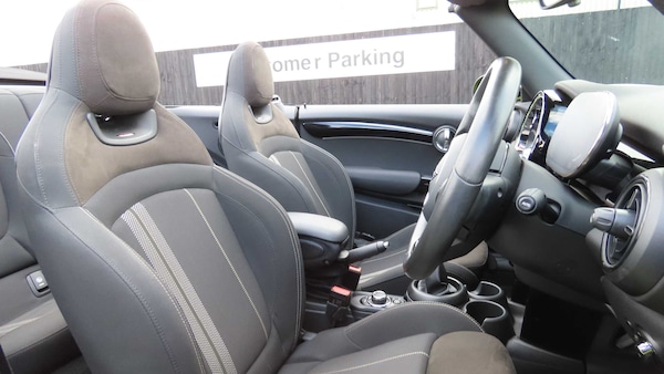 Used MINI Convertible 2021 for sale - 76249005: Photo 11