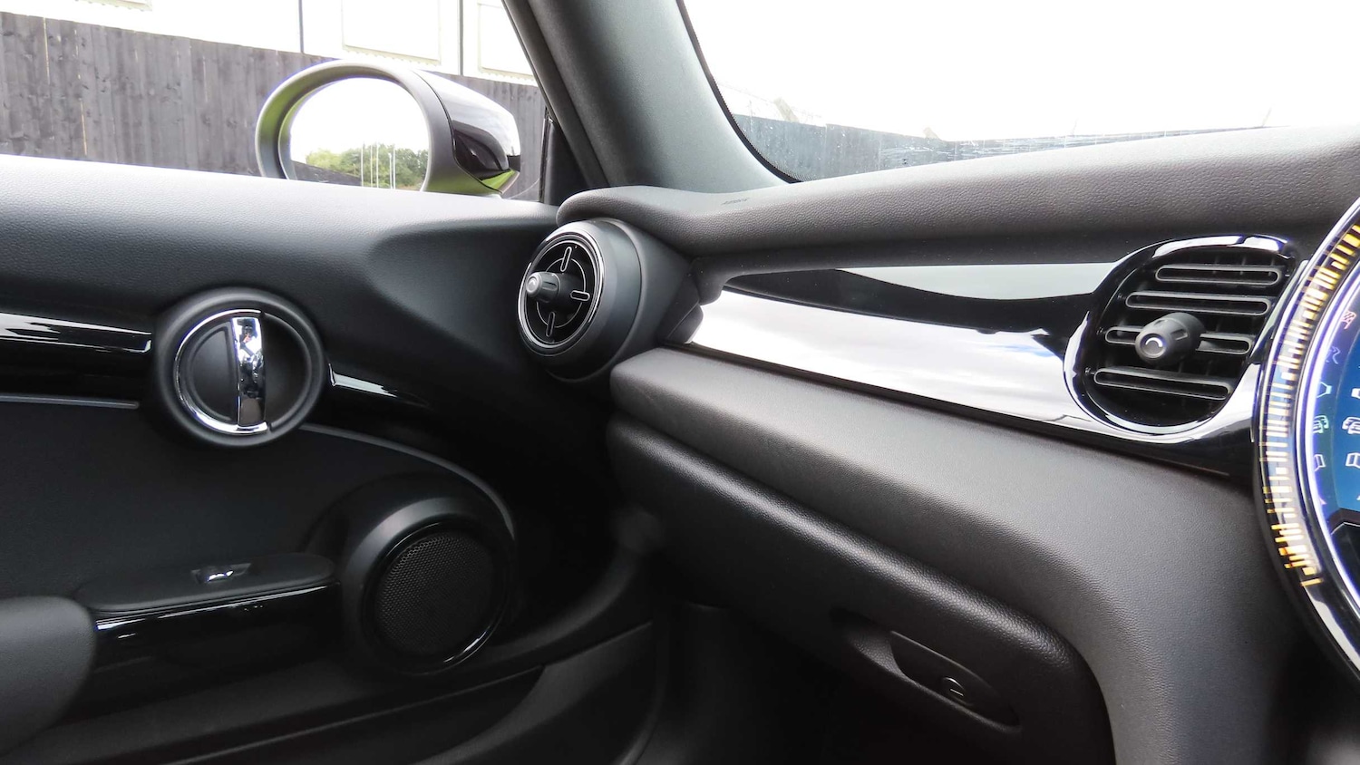 Used MINI Convertible 2021 for sale - 76249005: Photo 31