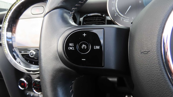Used MINI Convertible 2021 for sale - 76249005: Photo 32