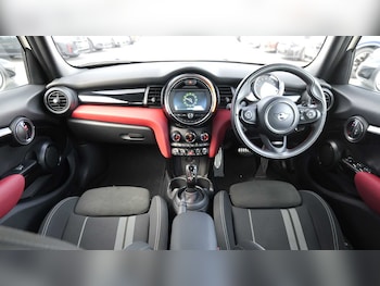 Used MINI Hatch 2019 for sale - 78678840: Photo