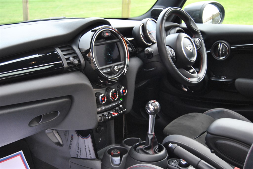 Used MINI Hatch 2019 for sale - 77699038: Photo 10