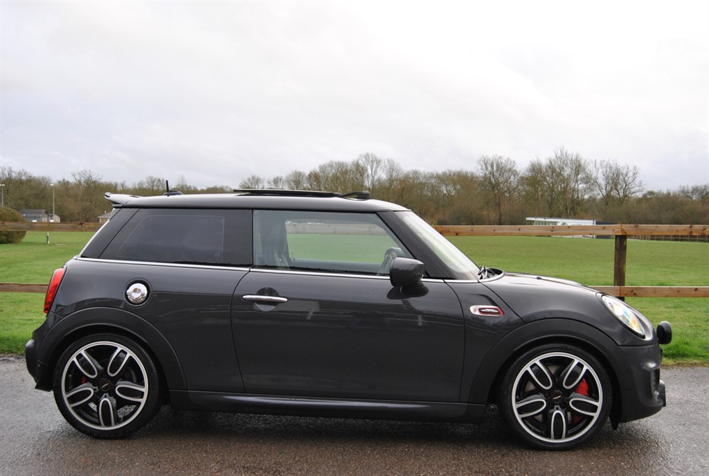 Used MINI Hatch 2019 for sale - 77699038: Photo 2