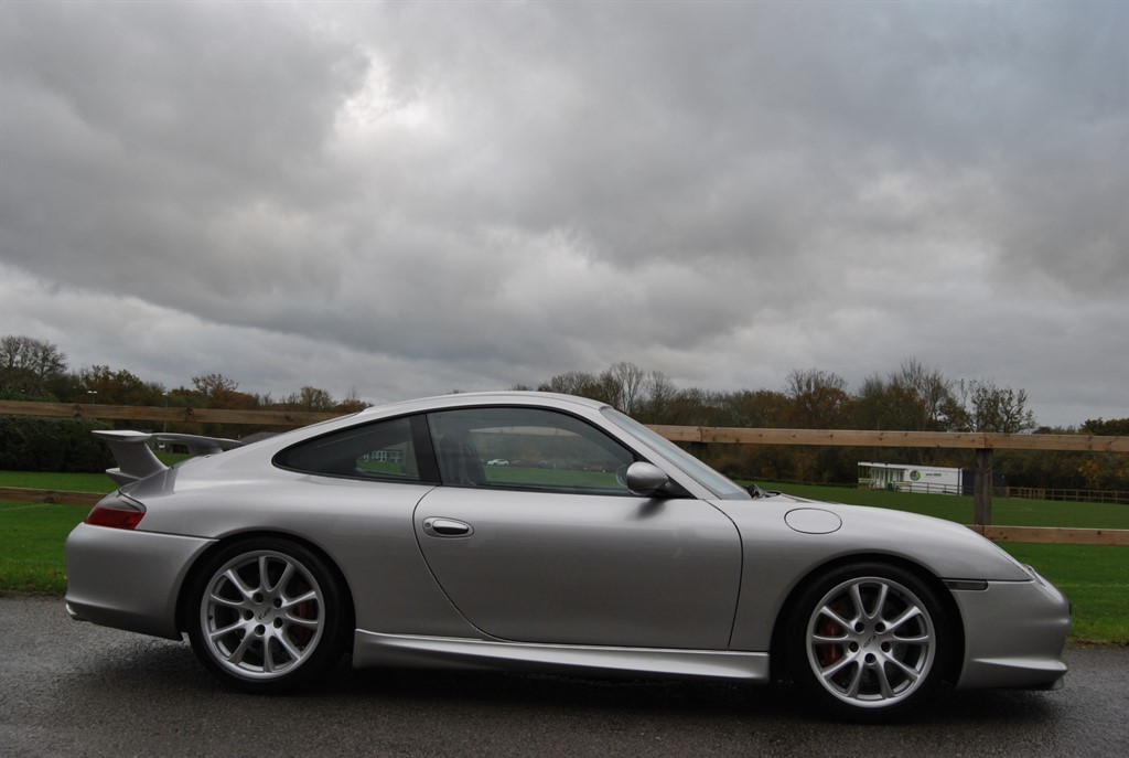 Used Porsche 911 2004 for sale - 76507835: Photo 2