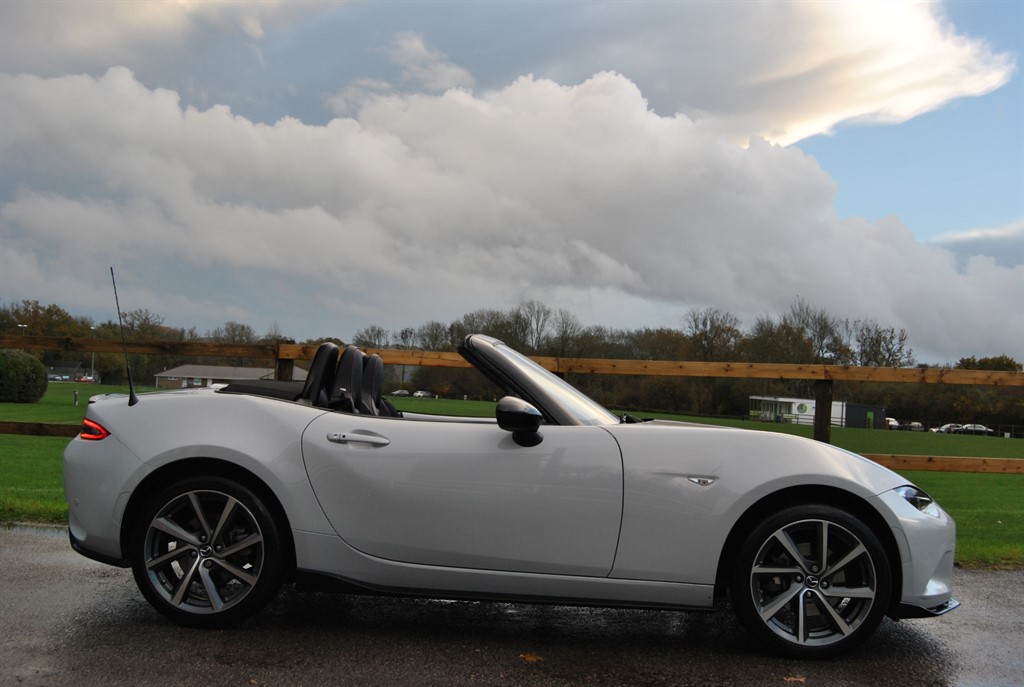 Used Mazda MX-5 2016 for sale - 76534121: Photo 2