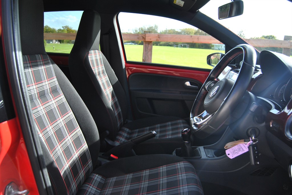 Used Volkswagen up! 2018 for sale - 76393831: Photo 5