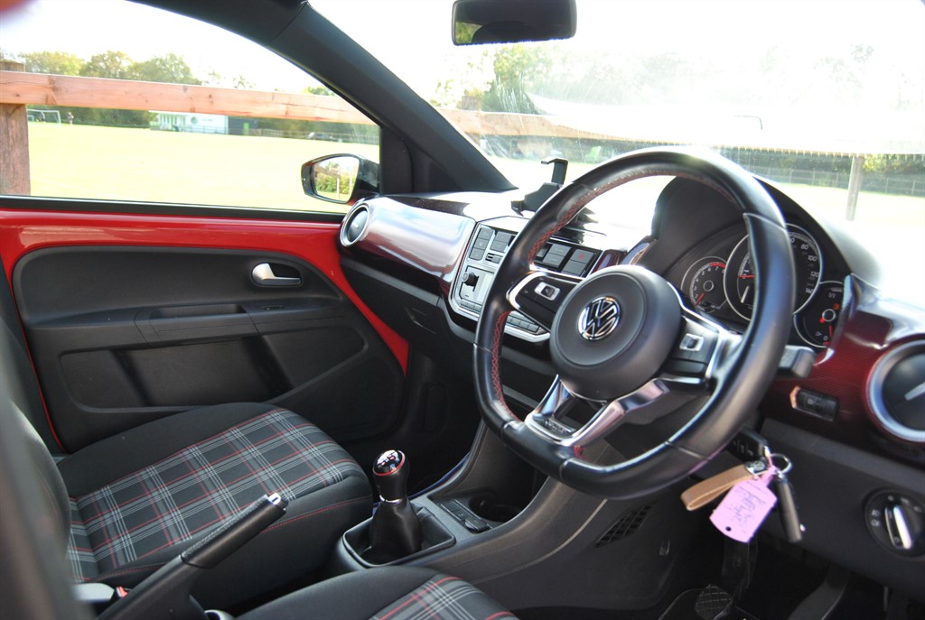 Used Volkswagen up! 2018 for sale - 76393831: Photo 6