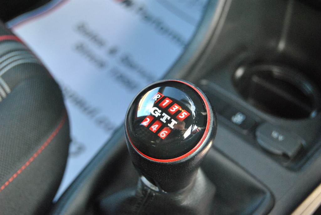 Used Volkswagen up! 2018 for sale - 76393831: Photo 8