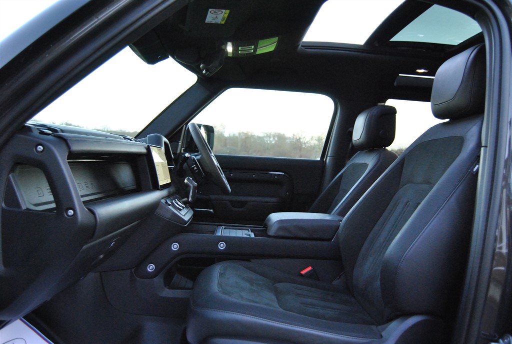 Used Land Rover Defender 2022 for sale - 77005593: Photo 10