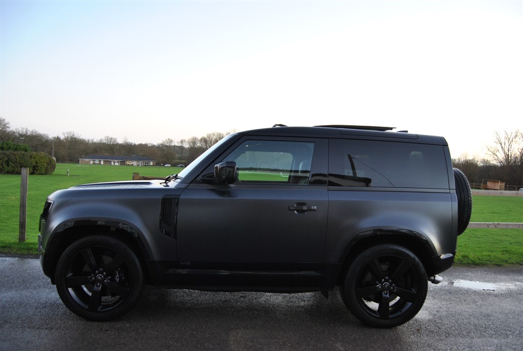 Used Land Rover Defender 2022 for sale - 77005593: Photo 17