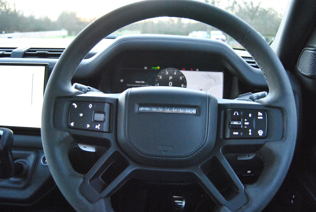 Used Land Rover Defender 2022 for sale - 77005593: Photo 21