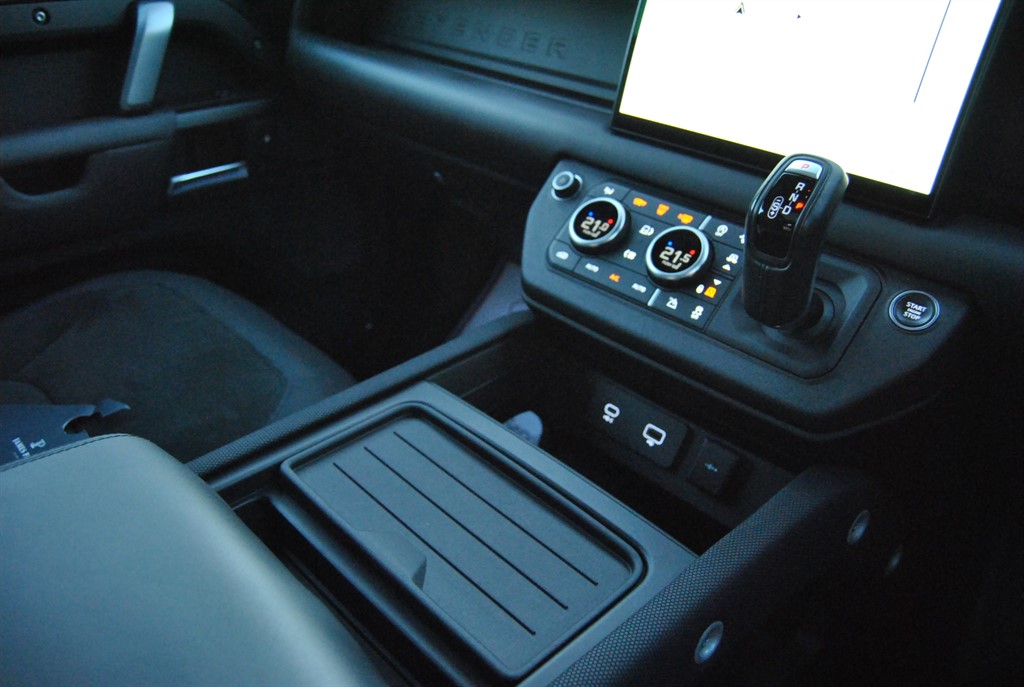 Used Land Rover Defender 2022 for sale - 77005593: Photo 27